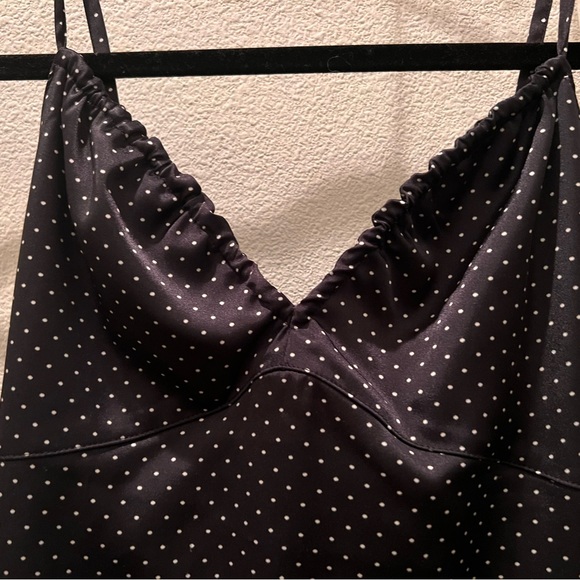 Xs super cute blue silky type dress with white tiny polka dots made in Italy - Picture 2 of 4